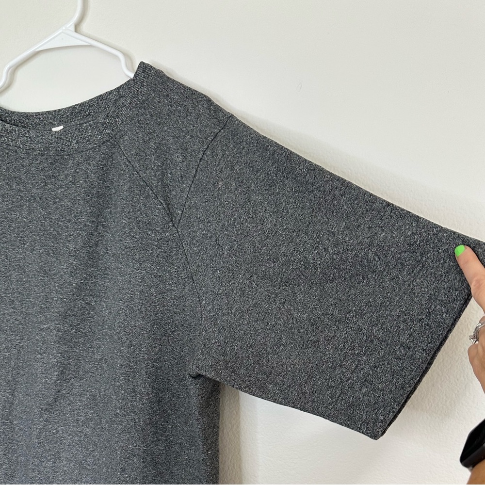 lululemon athletica Charcoal Oversized Short Sleeve Top, size 8-10 - Picture 7 of 10
